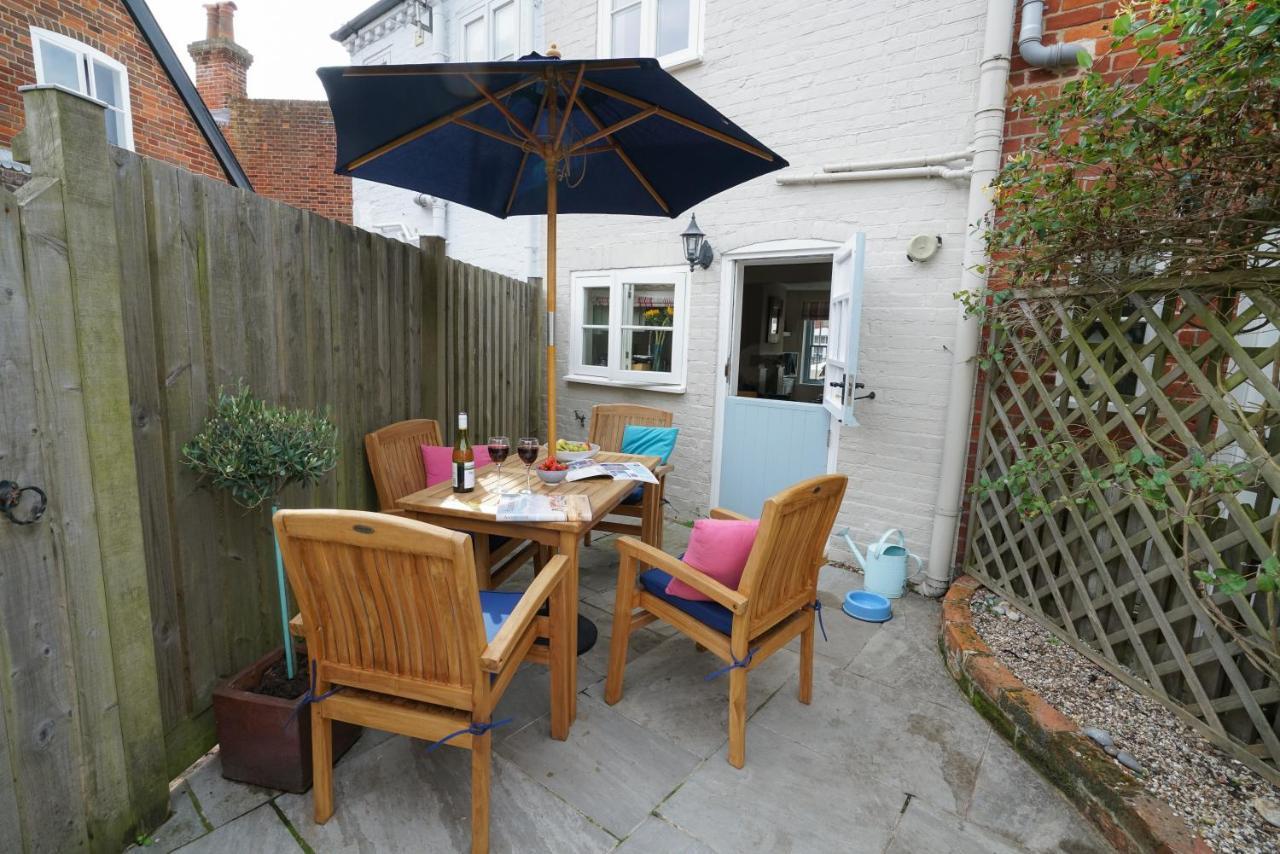 Holiday home Smugglers Rest,